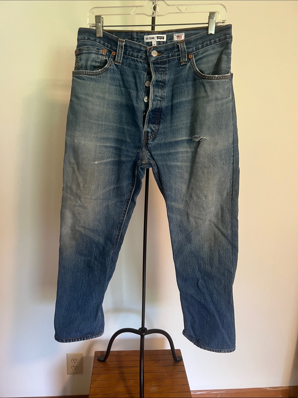 Re/Done Distressed Levi’s Jeans